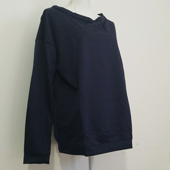 Beautiful Off Shoulder Long Sleeve Shirt - Picture 6 of 6